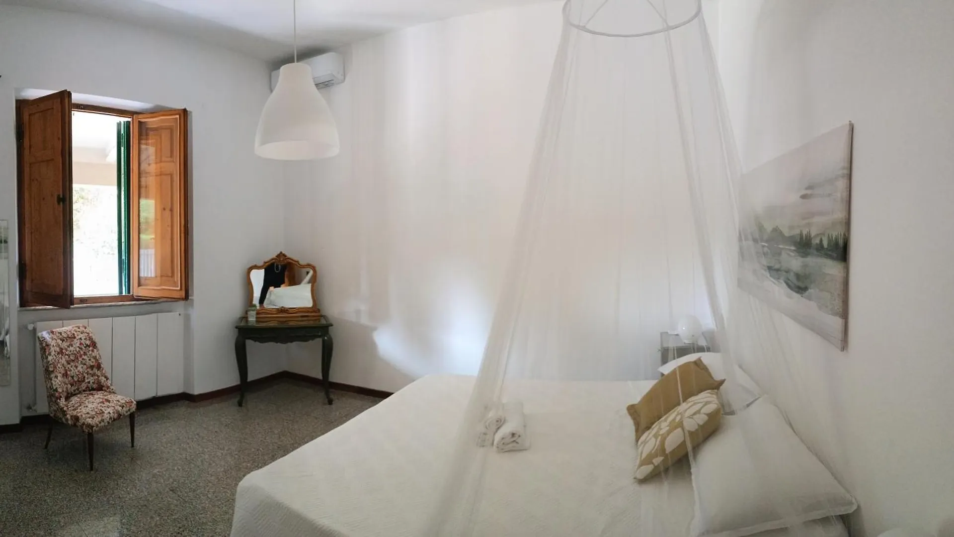 Il Nido Villa Marina di Massa 0*,  Italien