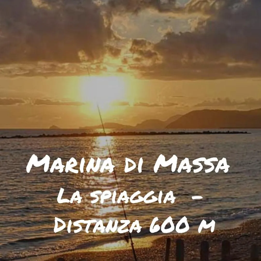 Il Nido Villa Marina di Massa 0*,  Italy